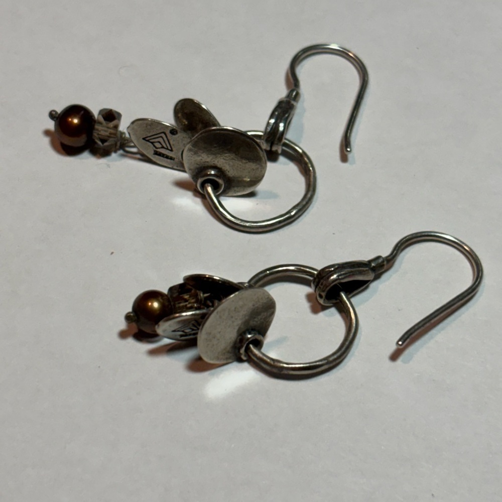Rare Silpada W1550- 925 Silver Dangle Earrings with Brown Pearl Accent - Picture 4 of 5